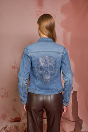 CHAQUETA DENIM BORDADO CALAVERA